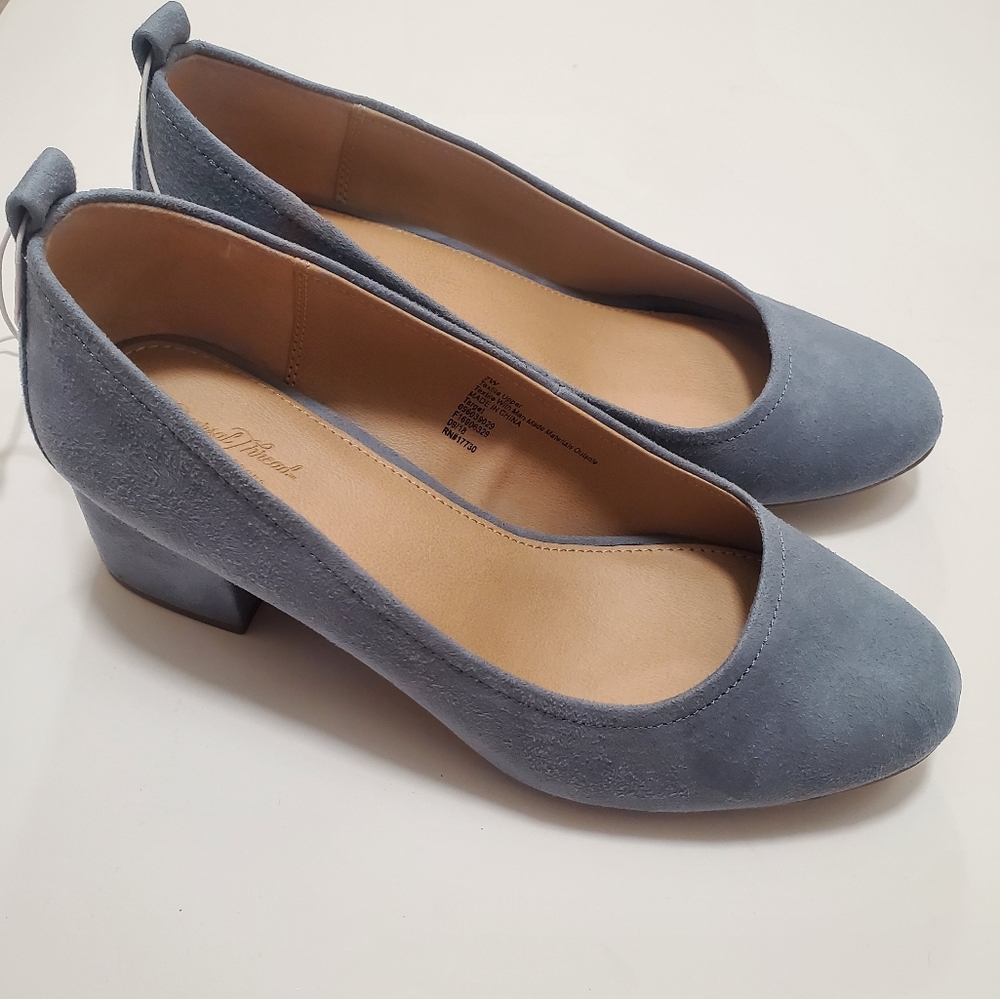 NWT Universal Thread Lenora Microsuede Pumps S